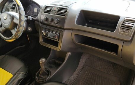 Skoda Fabia II, 2010 год, 460 000 рублей, 12 фотография