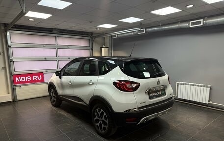 Renault Kaptur I рестайлинг, 2018 год, 1 850 000 рублей, 4 фотография