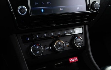 Skoda Superb III рестайлинг, 2016 год, 2 185 055 рублей, 18 фотография