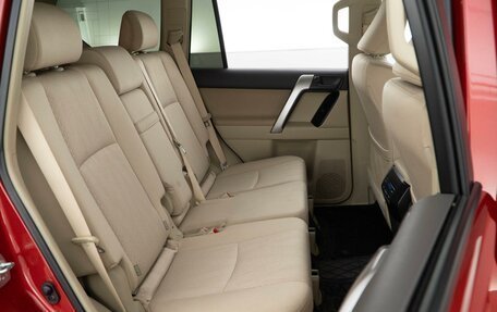 Toyota Land Cruiser Prado 150 рестайлинг 2, 2020 год, 6 099 050 рублей, 7 фотография