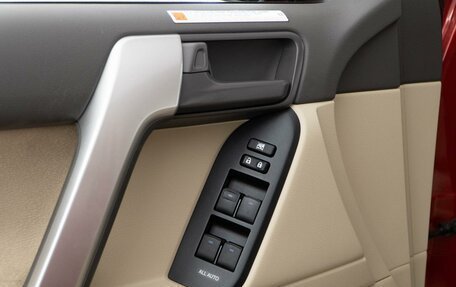 Toyota Land Cruiser Prado 150 рестайлинг 2, 2020 год, 6 099 050 рублей, 20 фотография