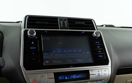 Toyota Land Cruiser Prado 150 рестайлинг 2, 2020 год, 6 099 050 рублей, 17 фотография