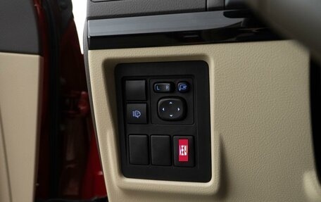 Toyota Land Cruiser Prado 150 рестайлинг 2, 2020 год, 6 099 050 рублей, 21 фотография