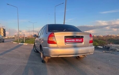 Hyundai Accent II, 2004 год, 300 000 рублей, 2 фотография