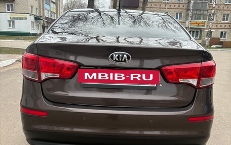 KIA Rio III рестайлинг, 2016 год, 930 000 рублей, 6 фотография