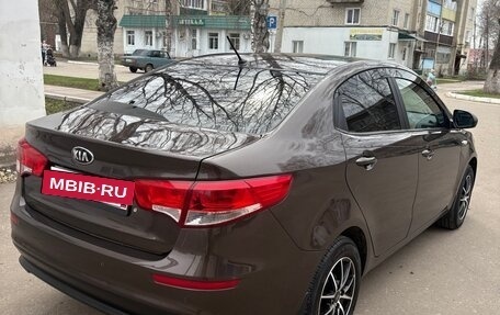 KIA Rio III рестайлинг, 2016 год, 930 000 рублей, 4 фотография