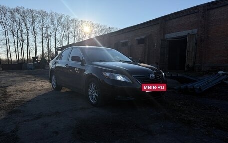 Toyota Camry, 2007 год, 990 000 рублей, 2 фотография