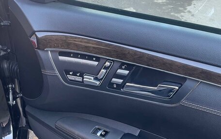 Mercedes-Benz S-Класс, 2011 год, 1 950 000 рублей, 6 фотография