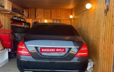 Mercedes-Benz S-Класс, 2011 год, 1 950 000 рублей, 3 фотография