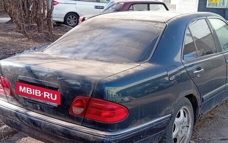 Mercedes-Benz E-Класс, 1999 год, 200 000 рублей, 6 фотография