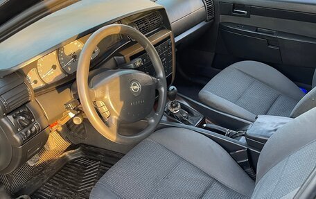 Opel Omega B, 2000 год, 150 000 рублей, 11 фотография