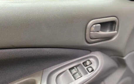 Nissan Almera, 2002 год, 149 999 рублей, 8 фотография