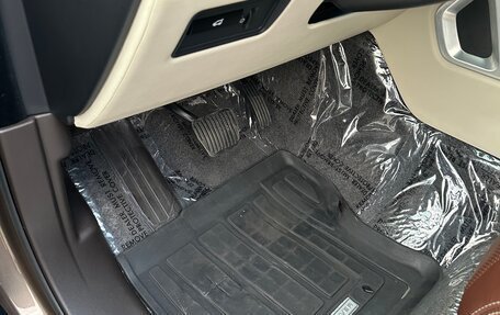 Land Rover Range Rover IV рестайлинг, 2013 год, 5 300 000 рублей, 21 фотография