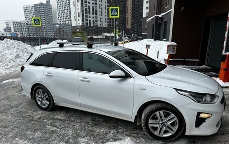 KIA cee'd III, 2020 год, 1 300 000 рублей, 3 фотография