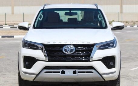 Toyota Fortuner II, 2025 год, 4 997 001 рублей, 2 фотография