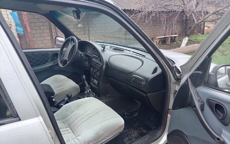 Chevrolet Niva I рестайлинг, 2003 год, 330 000 рублей, 5 фотография