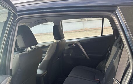 Toyota RAV4, 2018 год, 2 900 000 рублей, 8 фотография