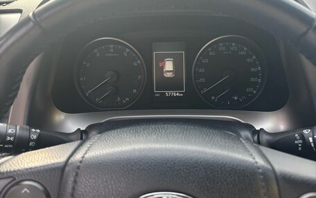 Toyota RAV4, 2018 год, 2 900 000 рублей, 10 фотография