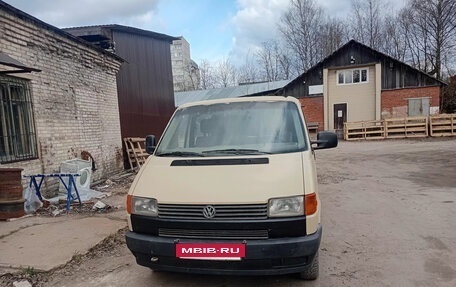 Volkswagen Transporter T4, 1995 год, 340 000 рублей, 3 фотография