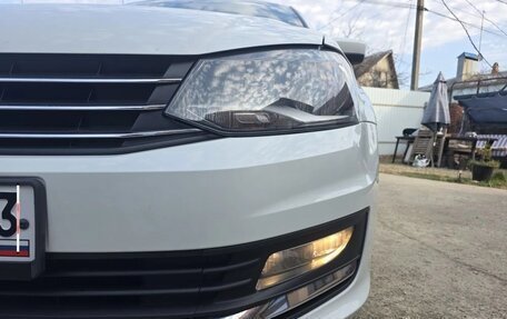 Volkswagen Polo VI (EU Market), 2017 год, 1 340 000 рублей, 2 фотография