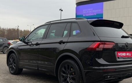 Volkswagen Tiguan II, 2019 год, 3 600 000 рублей, 8 фотография