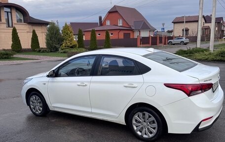 Hyundai Solaris II рестайлинг, 2019 год, 955 000 рублей, 4 фотография