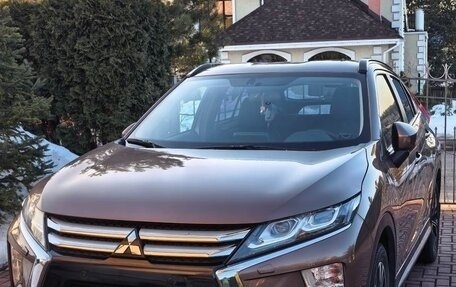 Mitsubishi Eclipse Cross, 2018 год, 2 100 000 рублей, 2 фотография