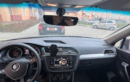 Volkswagen Tiguan II, 2021 год, 2 850 000 рублей, 11 фотография