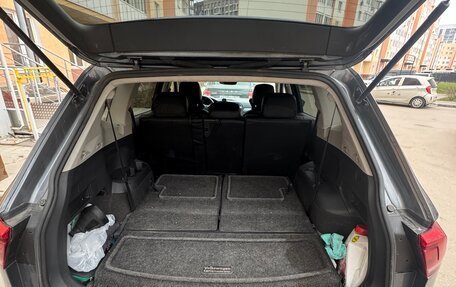 Volkswagen Tiguan II, 2021 год, 2 850 000 рублей, 16 фотография