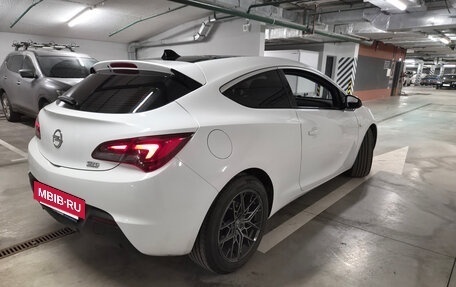 Opel Astra J, 2014 год, 1 270 000 рублей, 20 фотография