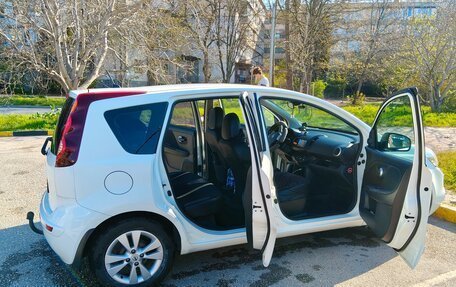 Nissan Note II рестайлинг, 2012 год, 900 000 рублей, 3 фотография