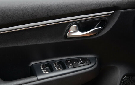 KIA Rio IV, 2019 год, 1 688 000 рублей, 15 фотография