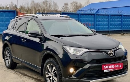 Toyota RAV4, 2016 год, 2 200 000 рублей, 3 фотография