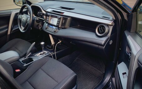 Toyota RAV4, 2016 год, 2 200 000 рублей, 10 фотография