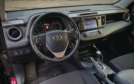 Toyota RAV4, 2016 год, 2 200 000 рублей, 8 фотография