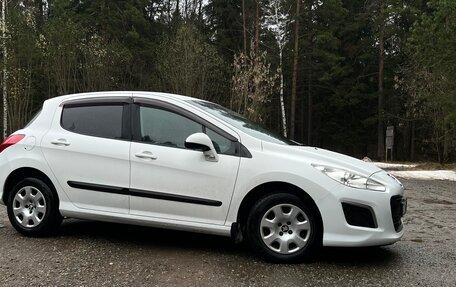 Peugeot 308 II, 2011 год, 570 000 рублей, 4 фотография
