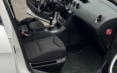 Peugeot 308 II, 2011 год, 570 000 рублей, 13 фотография