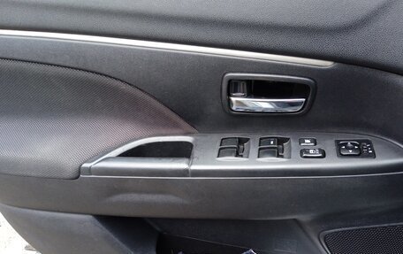 Mitsubishi ASX I рестайлинг, 2010 год, 890 000 рублей, 11 фотография