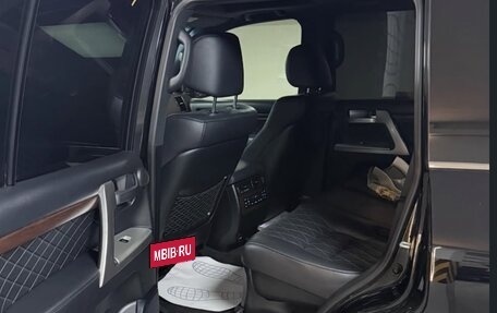 Toyota Land Cruiser 200, 2017 год, 6 250 000 рублей, 7 фотография