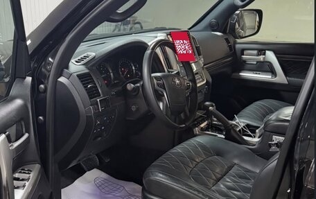 Toyota Land Cruiser 200, 2017 год, 6 250 000 рублей, 6 фотография