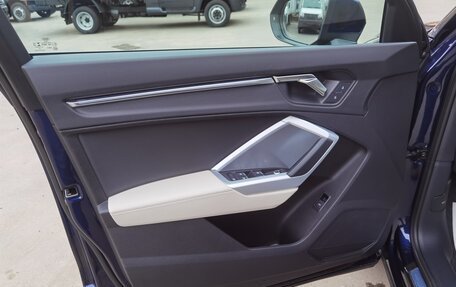 Audi Q3, 2022 год, 3 200 000 рублей, 16 фотография