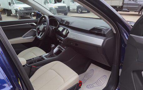 Audi Q3, 2022 год, 3 200 000 рублей, 26 фотография