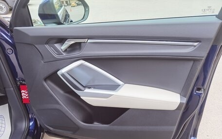 Audi Q3, 2022 год, 3 200 000 рублей, 28 фотография