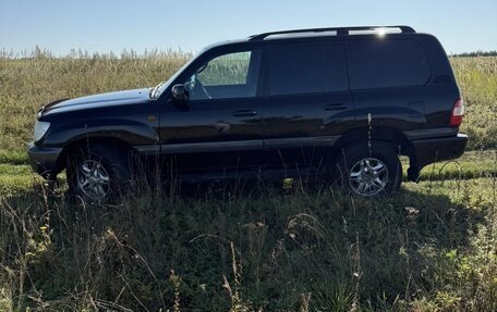 Toyota Land Cruiser 100 рестайлинг 2, 2005 год, 1 850 000 рублей, 9 фотография