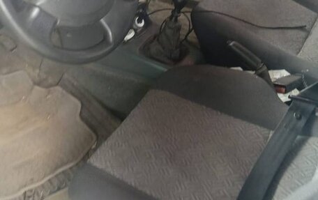 Daewoo Nexia I рестайлинг, 2000 год, 150 000 рублей, 3 фотография