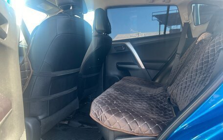 Toyota RAV4, 2017 год, 2 300 000 рублей, 2 фотография