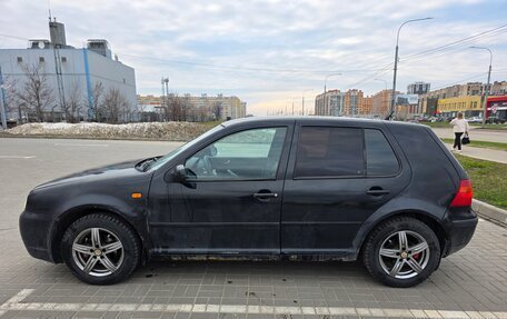 Volkswagen Golf IV, 1998 год, 270 000 рублей, 2 фотография