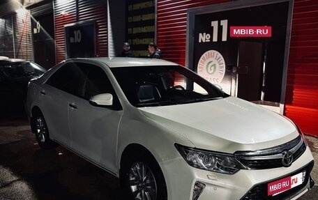 Toyota Camry, 2014 год, 1 700 000 рублей, 3 фотография