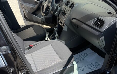 Volkswagen Polo VI (EU Market), 2013 год, 850 000 рублей, 8 фотография