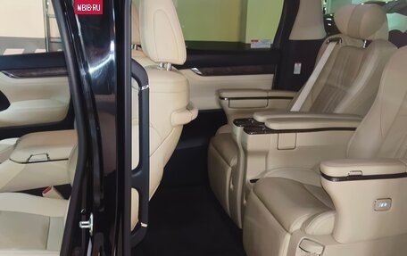 Toyota Alphard III, 2021 год, 7 000 000 рублей, 6 фотография